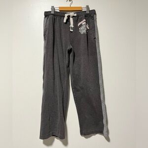 F&F Men’s Graphic Lounge Pants Size M Gray Thread Supplier Print Comfy Casual
